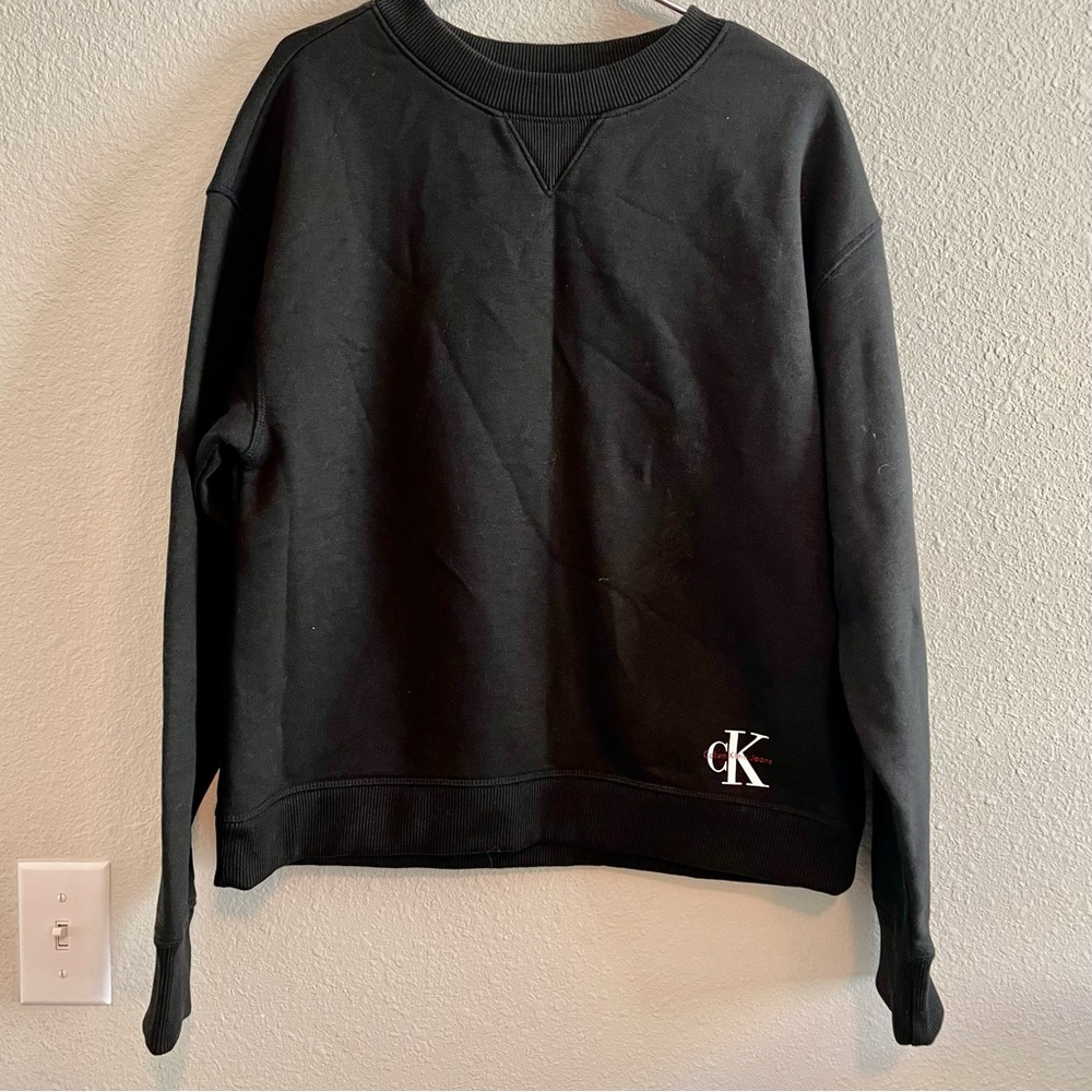 Calvin Klein Jeans Black Crewneck Sweatshirt (Never Worn)